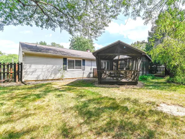 8442 Duncaster CT, Indianapolis, IN 46256