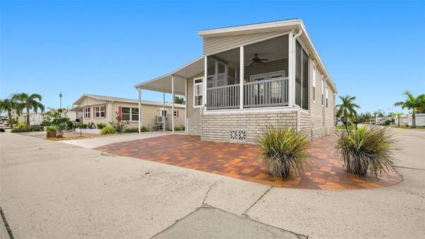 10315 CORTEZ RD W #2F, Bradenton, FL 34210