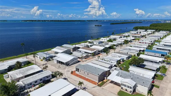 10315 CORTEZ RD W #2F, Bradenton, FL 34210