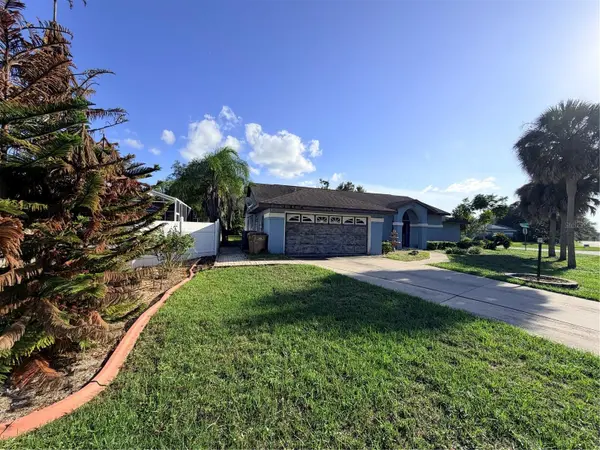 11240 FOUNTAIN LAKE BLVD, Leesburg, FL 34788