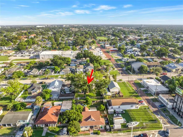 2906 W MAIN ST, Tampa, FL 33607