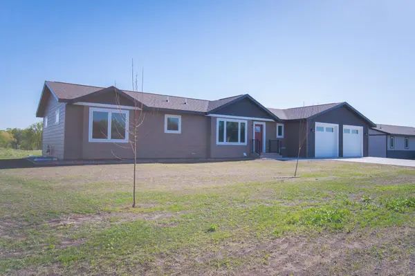 352 Halfaday DR, Sauk Centre, MN 56378