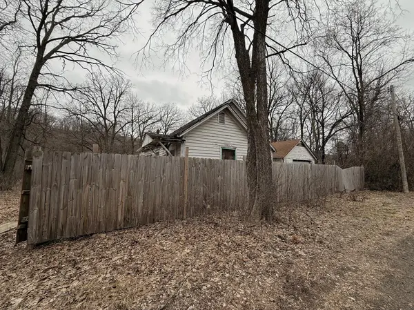 636 Hazel Alley, Taylors Falls, MN 55084