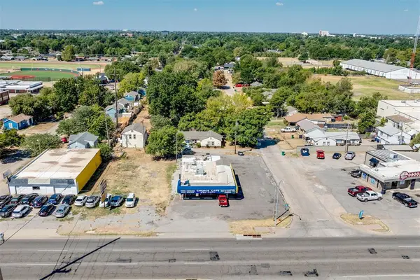 5205 S Shields BLVD, Oklahoma City, OK 73129