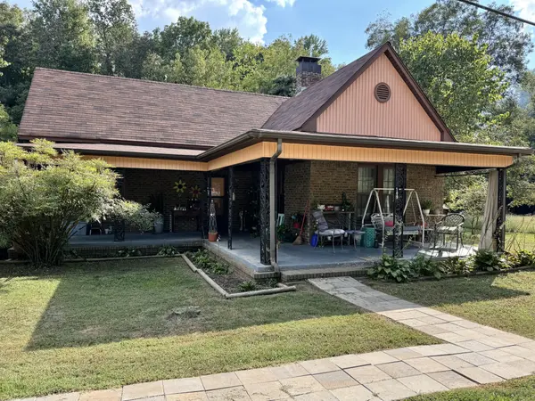 109 W 1st St, Iron City, TN 38463