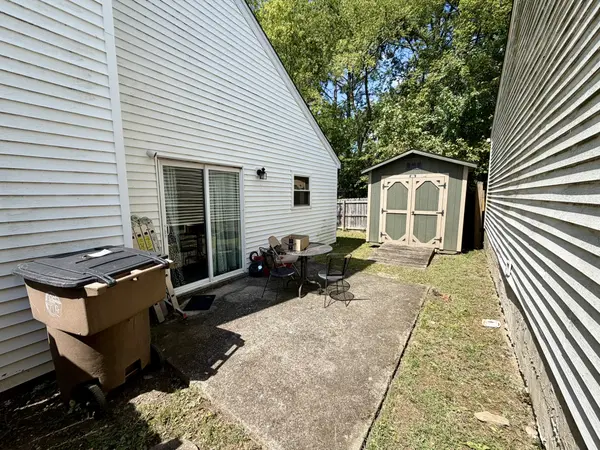 704 Maple Pl, Nashville, TN 37216