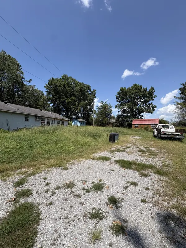 362 Neals Ln, Gallatin, TN 37066