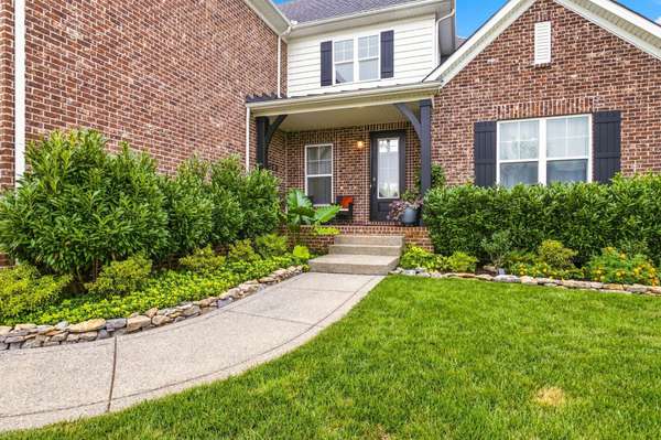143 Compton St, Gallatin, TN 37066