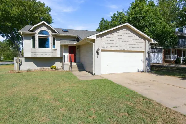 10026 W Yosemite Ct., Wichita, KS 67215