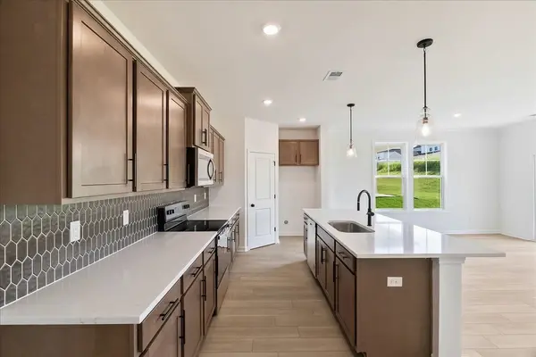 2057 Halton Oaks DR, Spartanburg, SC 29303