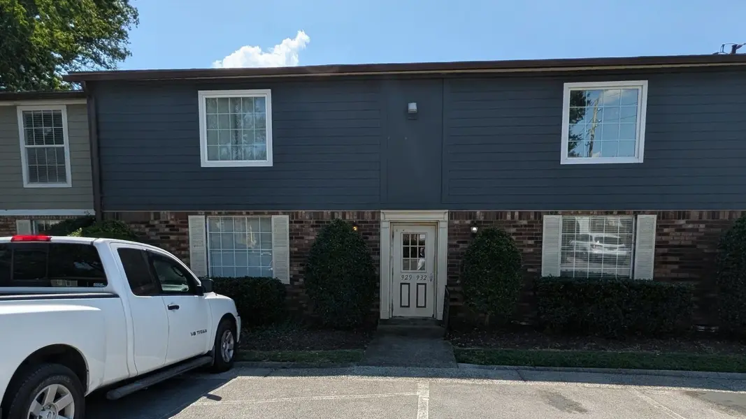 932 Coarsey Dr, Nashville, TN 37217