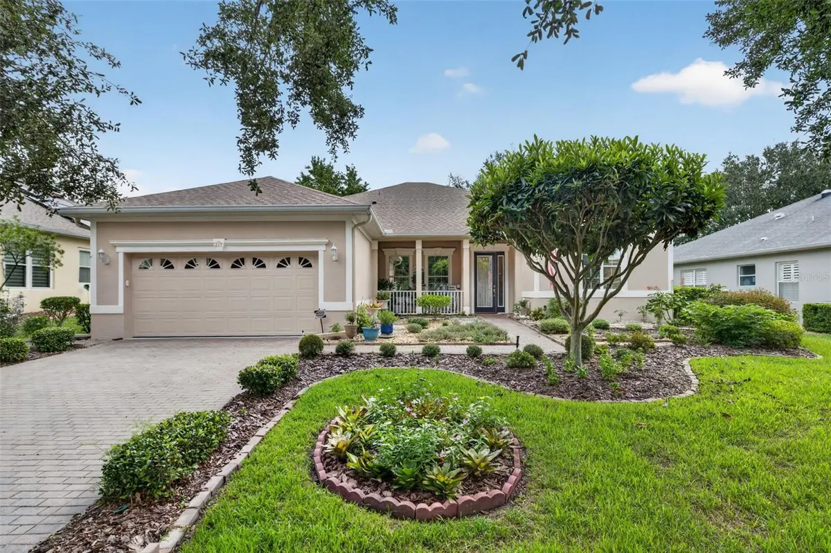 217 CREPE MYRTLE DR, Groveland, FL 34736