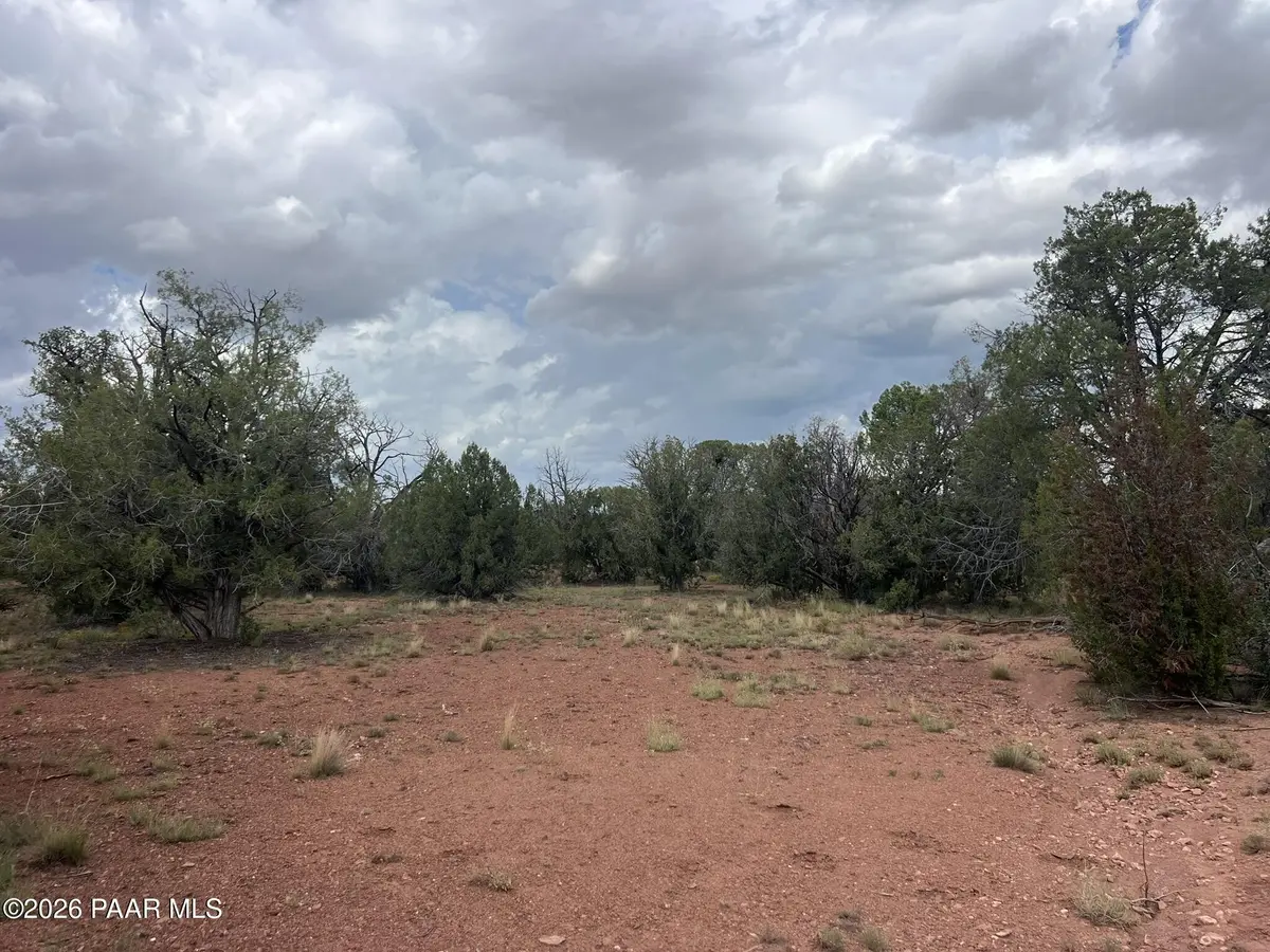 185 Cooks TRL, Ash Fork, AZ 86320