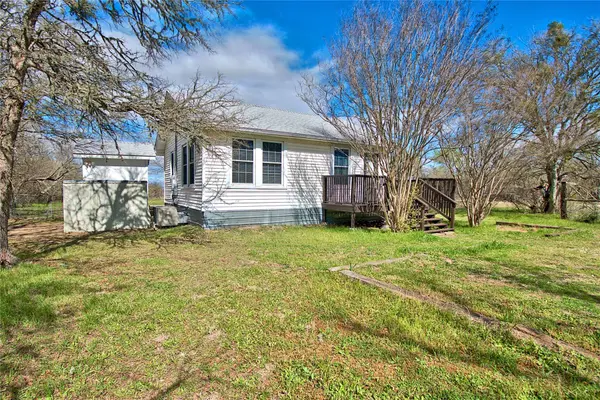 8402 Elroy RD, Del Valle, TX 78617