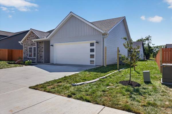 2110 Aruba DR, Bedford, IN 47421