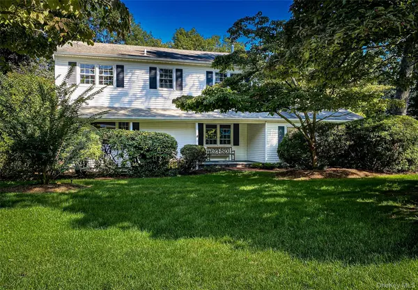 15 Fox RD, East Setauket, NY 11733