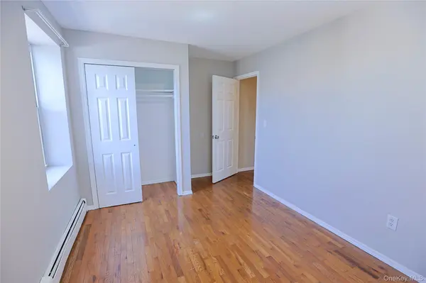 5636 Remsen PL #2FL, Maspeth, NY 11378