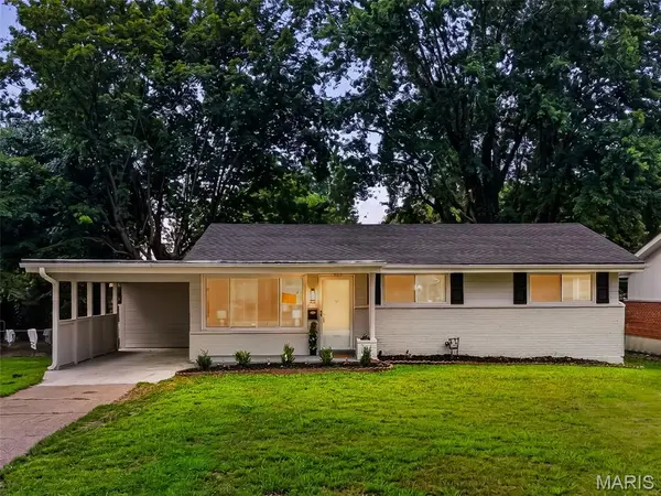 2248 Kerwin DR, St Louis, MO 63136