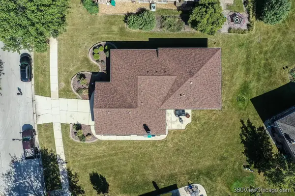 15329 Sunset Ridge DR, Orland Park, IL 60462