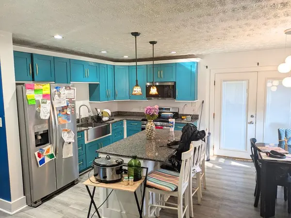 209 Roberta AVE, Michigan City, IN 46360