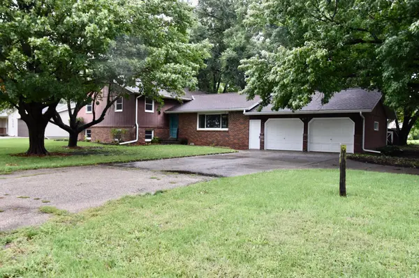 939 6th ST, Ocheyedan, IA 51354