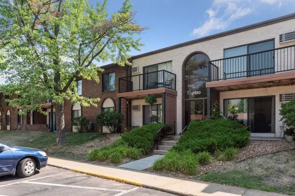 7310 York AVE S #211-4, Edina, MN 55435