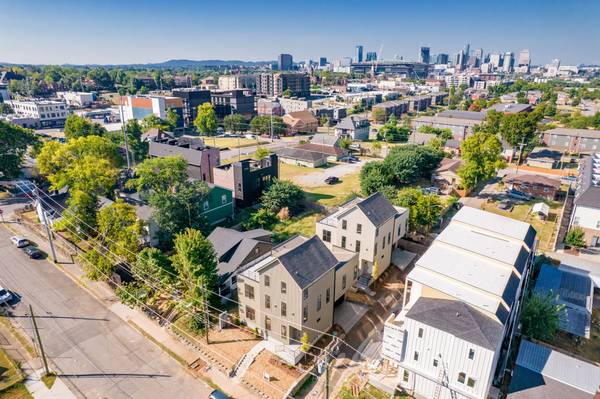 108A N 9th St, Nashville, TN 37206