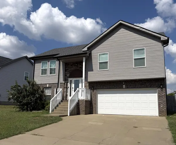 1049 Charles Thomas Dr, Clarksville, TN 37042