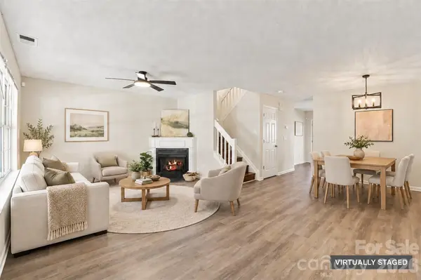 6766 Cypress Tree LN, Charlotte, NC 28215