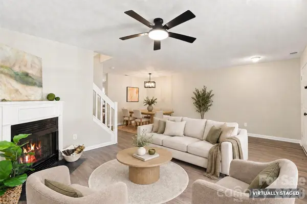 6766 Cypress Tree LN, Charlotte, NC 28215