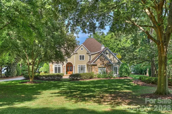 125 Falmouth RD, Mooresville, NC 28117