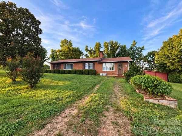 193 Bevis LN, Statesville, NC 28677
