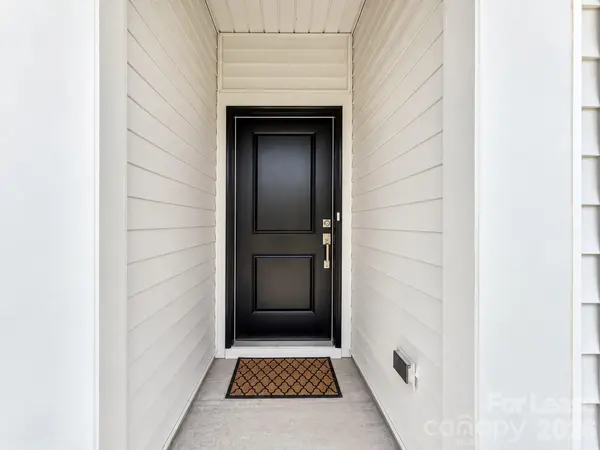 6518 Harlech ST, Charlotte, NC 28269