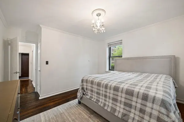 7607 Ditmars BLVD #1C, East Elmhurst, NY 11370