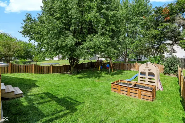 740 Wheatgrass DR, Greenwood, IN 46143