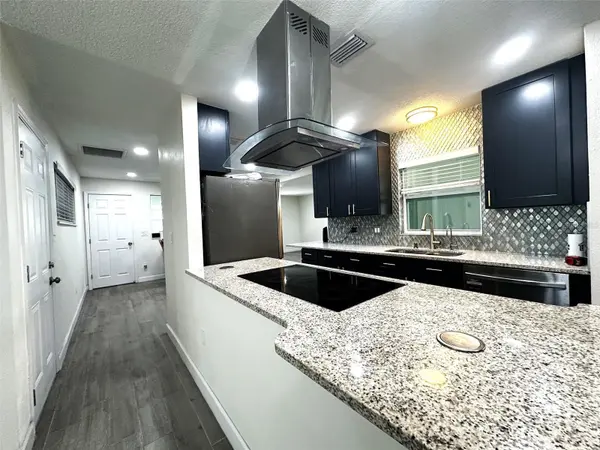 5514 TURKEY LAKE RD, Orlando, FL 32819