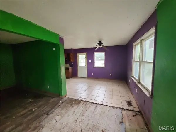 907 Rock RD, Union, MO 63084