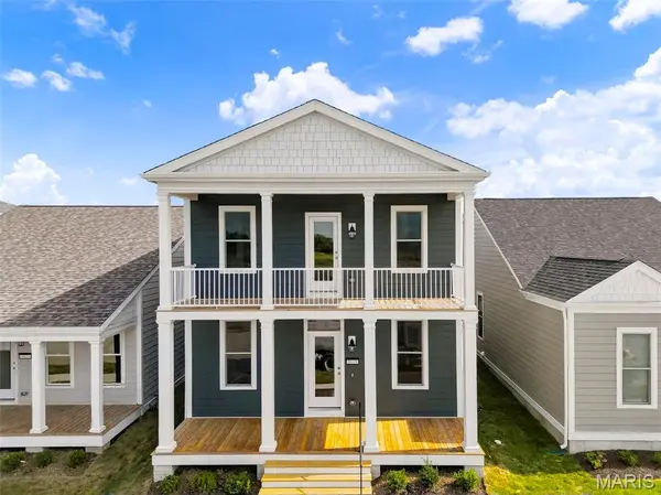 9019 Wilkie Station ST, St Charles, MO 63301