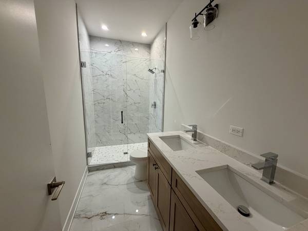 2114 W Augusta AVE #2, Chicago, IL 60622