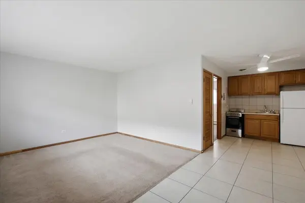 6206 W 64th PL #102, Chicago, IL 60638