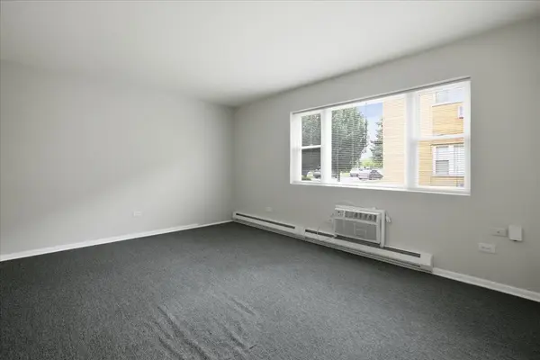 6206 W 64th PL #101, Chicago, IL 60638