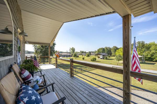 3060 CATFISH LN, Crump, TN 38327