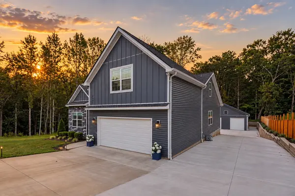 1845 Dinsmore Rd, Clarksville, TN 37040