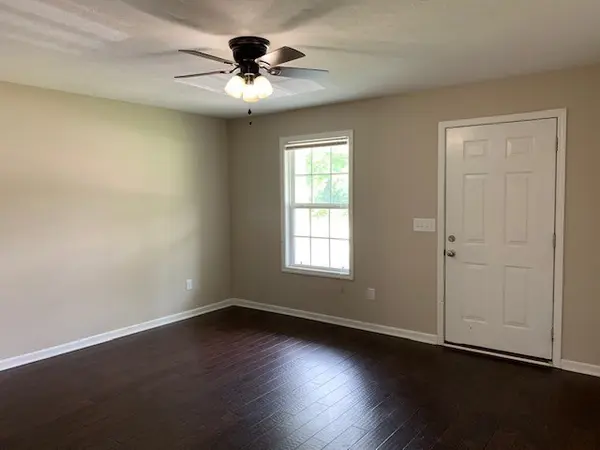 416 E Hogan St, Tullahoma, TN 37388