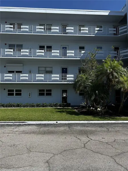 5555 GULF BLVD #310, St Pete Beach, FL 33706