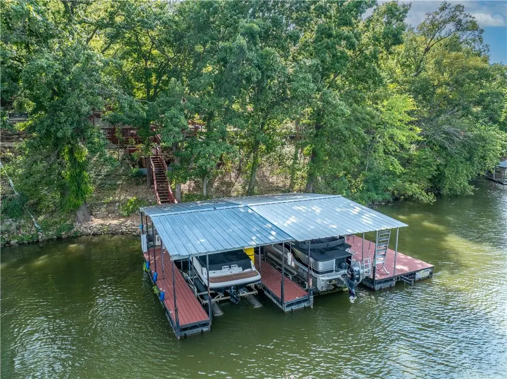 26307 Santa Barbara DR, Edwards, MO 65326