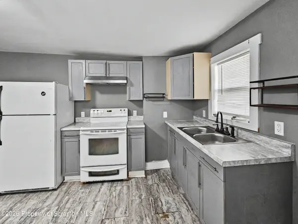 1427-1431 Washburn ST, Scranton, PA 18504