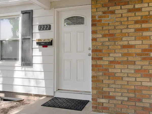 1222 W 26th ST #S, Independence, MO 64052
