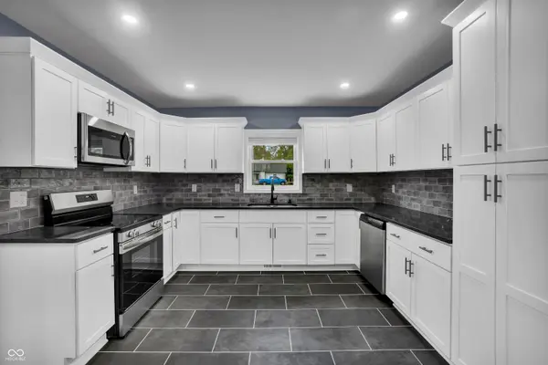 6850 N Base RD, North Vernon, IN 47265