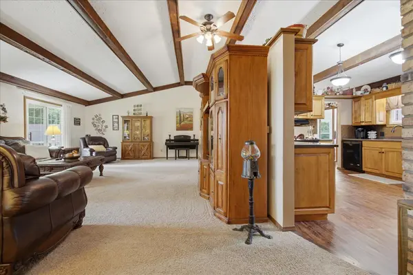 1360 N 1300 East RD, Heyworth, IL 61745